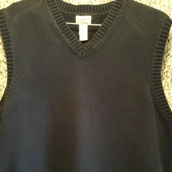 L.L. Bean Sweater Vest - Picture 6 of 8
